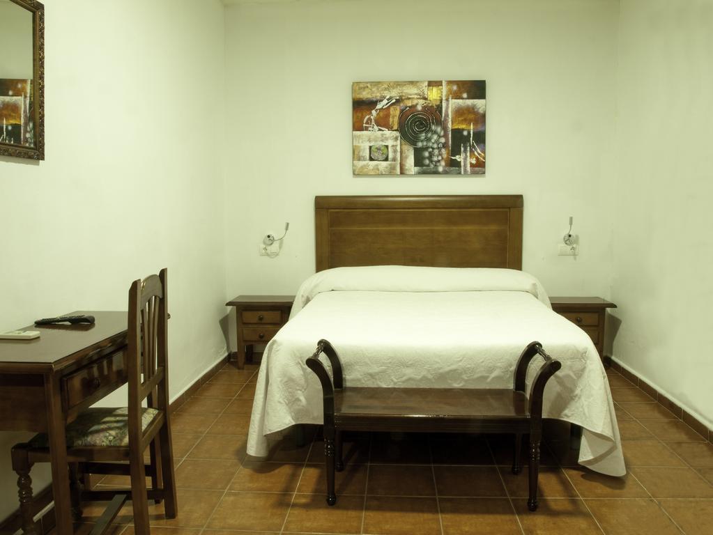 Hotel Las Salinas 2*